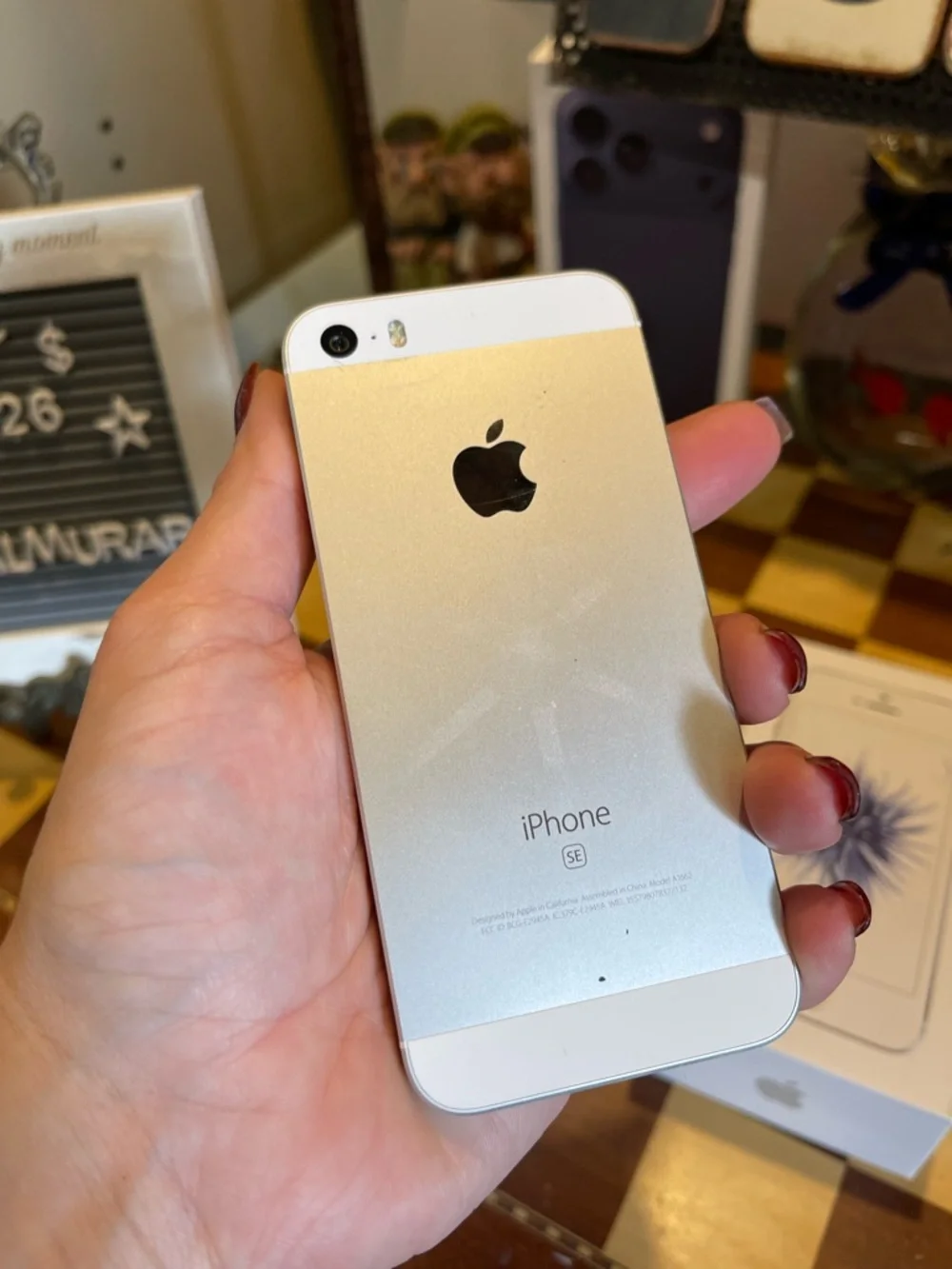 IPhone SE, Silver, 32GB